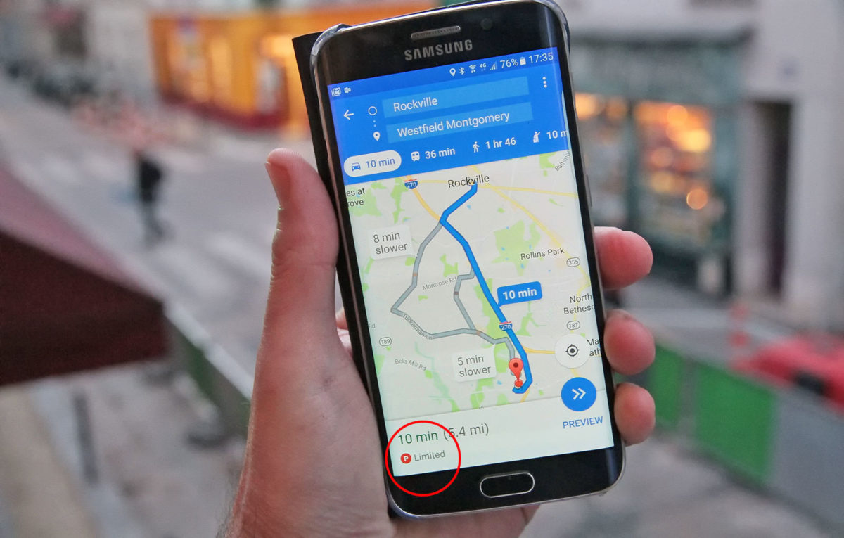 Google Maps will now help you find a parking space